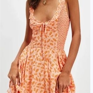 NWOT! Bohemian Elegant Orange Floral Women's Dress
